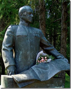 Яготин, пам'ятник Жукову