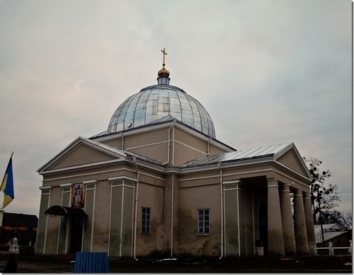 Млинів, Покровська церква