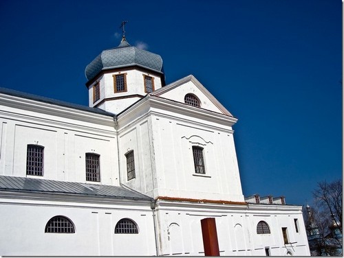 Старий  Чарторийськ, Домініканський костел